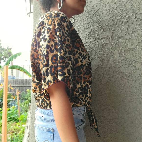 Leopard Top - Picture 2 of 3